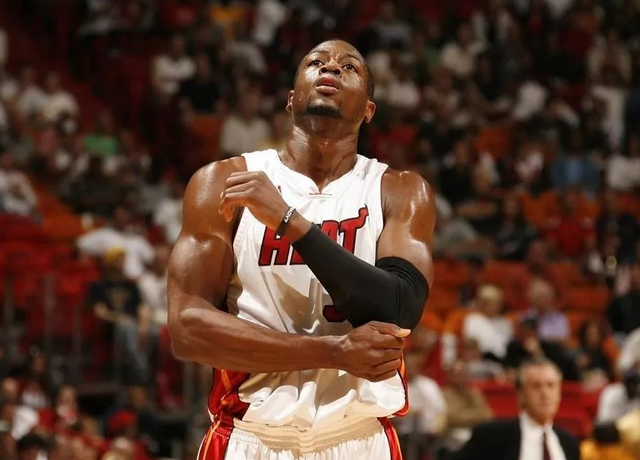 由三件事构 由三件事构