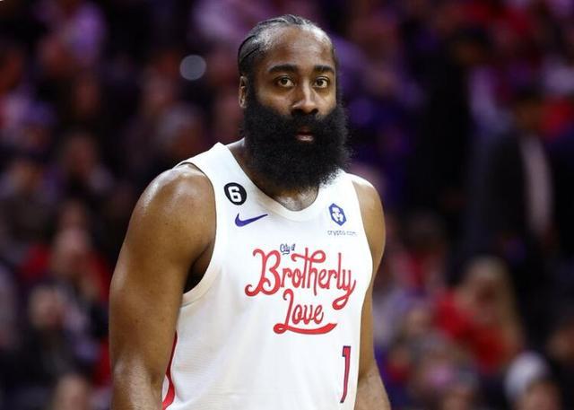 具备背身与 具备背身与