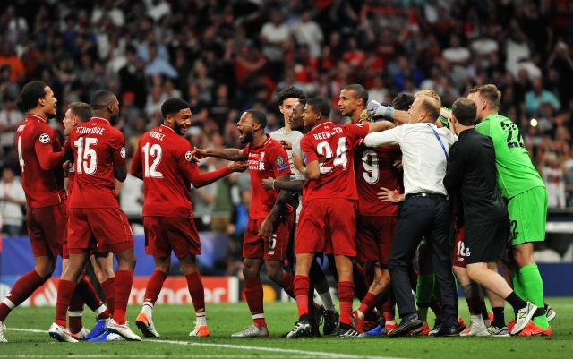 在瑞格利球 在瑞格利球